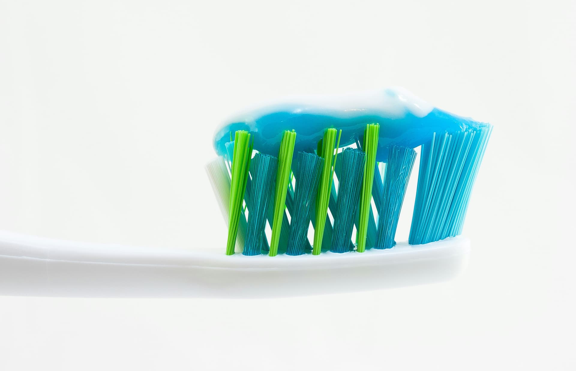 What is SLS in toothpaste? detail 1